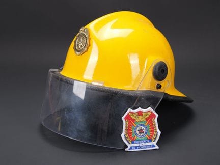 Honduras, firefighter helmet and patch. New Zealan