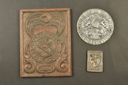 Varie: lotto di tre targhe dei vigili del fuoco e 