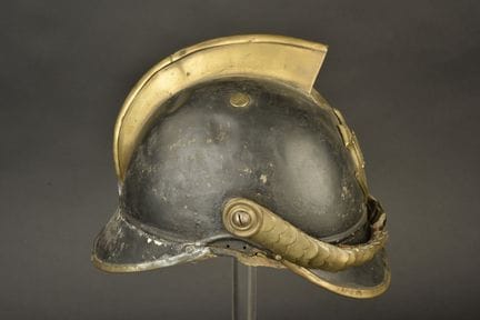 Deutschland, Feuerwehrhelm mit WF-Plakette. Helm a