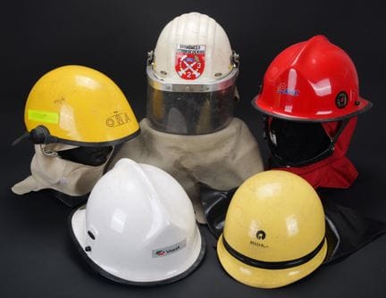 Private companies: five helmets used by firefighte