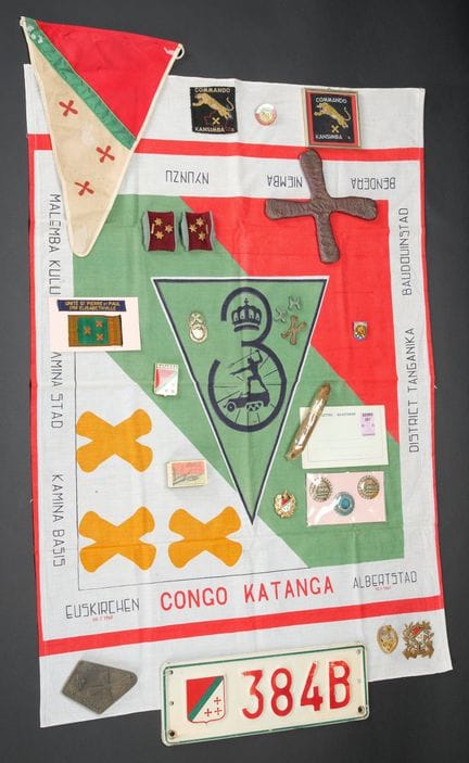 Insignes et souvenirs du Katanga et des mercenaire