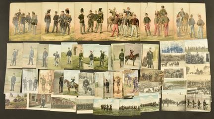 Lote de cien postales y un folleto sobre el ejérci