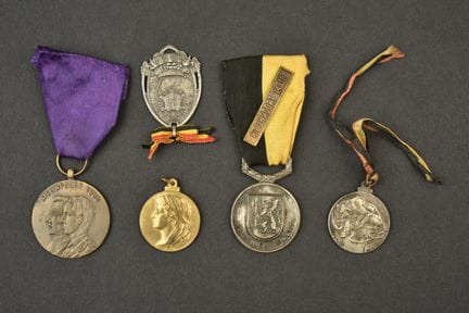 Gedenkmedaillen aus den Jahren 1914–1918 aus flämi