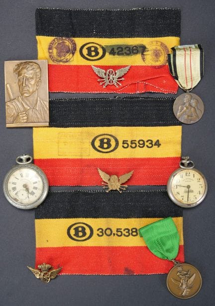 Resistenti della SNCB. Tre bracciali tricolori dei