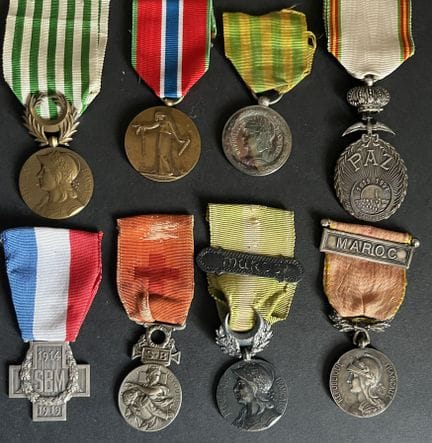 FRANCIA Lote de 8 piezas: Medalla de la expedición