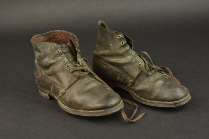 Botas de 1917. Fabricadas en cuero de color leonad