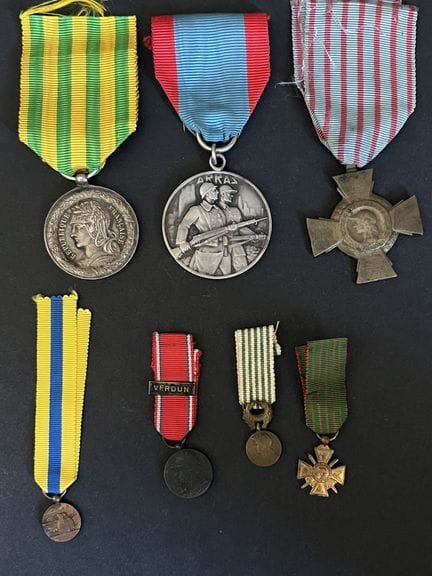 Francia, 7 piezas. Medalla de Arras 1914-1918, mod
