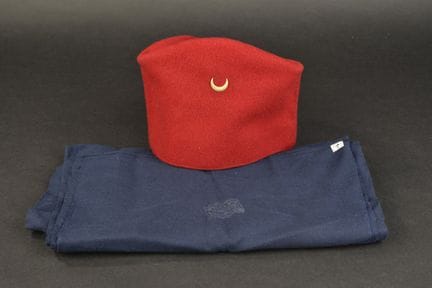 Ensemble d equipements zouaves. Comprenant une che