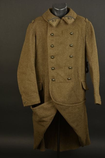 Casaco de 1920 del 57.º Regimiento de Infantería. 