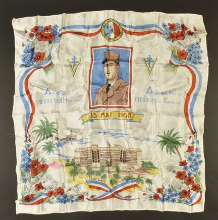 Pañuelo con la efigie del general De Gaulle. Pañue
