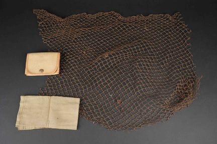 U.S. Accessories. Includes a medium-mesh camouflag