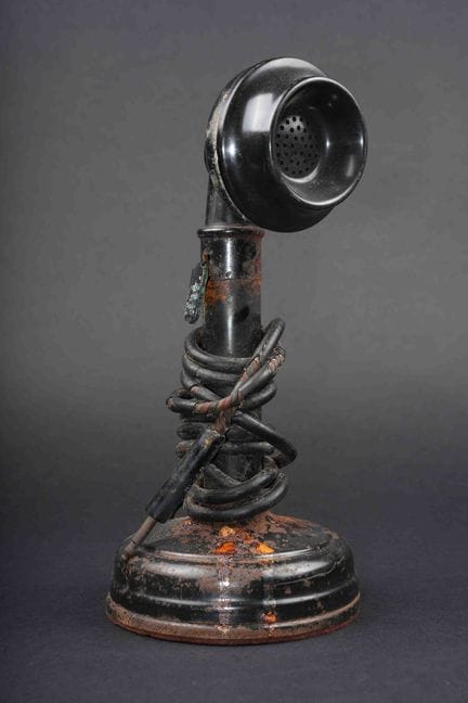 Telefono US T32. In metallo, completo. Tutte le pa