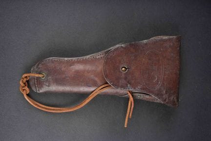 Fondina per Colt 45. In pelle marrone spessa. Trac