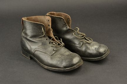Kanadische Stiefeletten. Einheitliches Paar aus sc