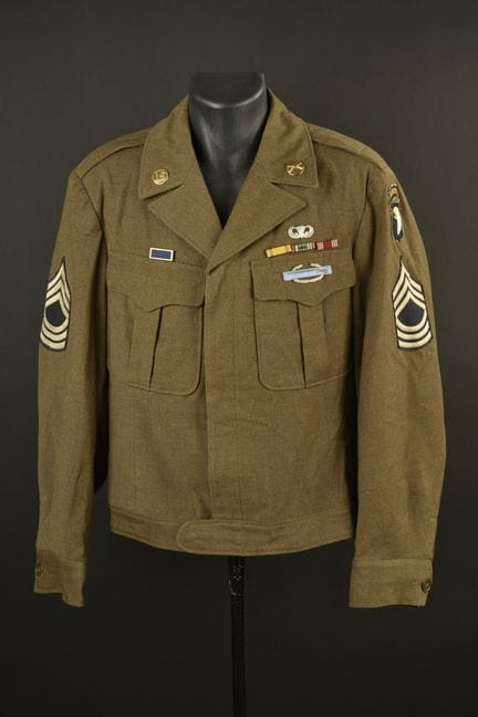 101st Airborne "Ike" jacket. Khaki cloth "Ike" jac