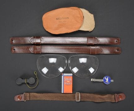 Small U.S. accessories. Includes two chin straps f