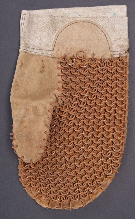 Barrel-changing glove. Made of suede leather. Mitt