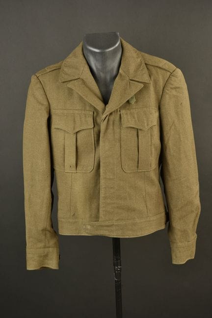 US Ike jacket. Made of khaki wool cloth. All butto
