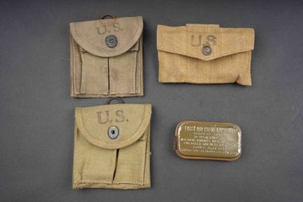 U.S. equipment. Includes two pouches for USM1 rifl