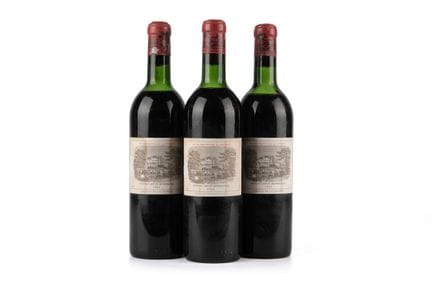 Château Lafite Rothschild 1961, 3 bouteilles
État 