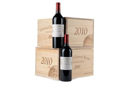 2010年白马庄园红葡萄酒，12瓶
酒瓶状况：2箱×6瓶 OWC（未入库，未缴税）
所有状况和包装缩