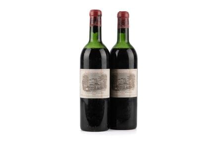 Château Lafite Rothschild 1961, 2 bouteilles
État 