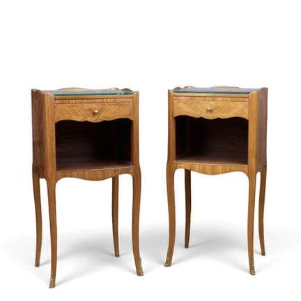 Paire de CHEVETS en placage de bois de rose ouvran