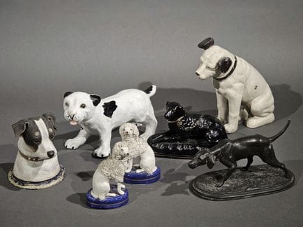 [ANIMALIA] 
Lot de six chiens comprenant :
- braqu