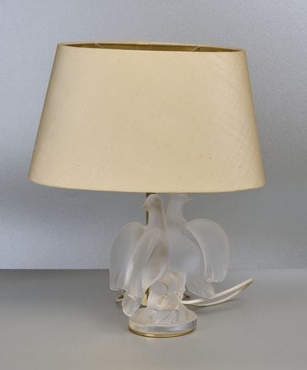 Lampada da tavolo Lalique, “Ariane”
Lampada da tav