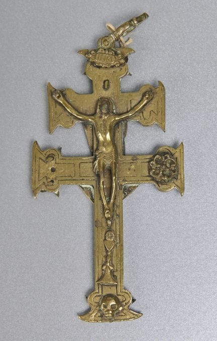 Caravaca Kreuz, Messing, 18. Jhdt.
Caravaca Kreuz,
