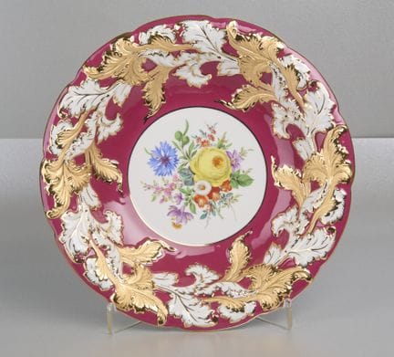 Large Meissen decorative bowl, red-ground, with fl