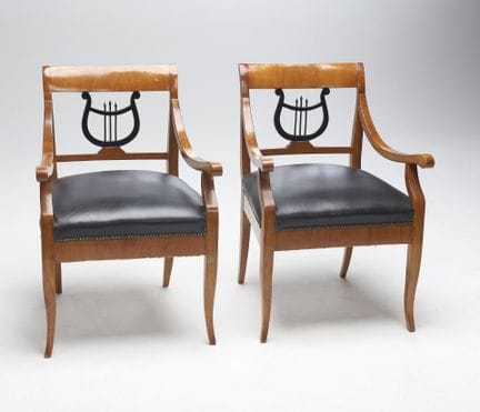 Due poltrone in stile Biedermeier
Due poltrone in 