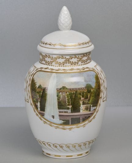 Copa con tapa KPM Berlín, Palacio de Sanssouci de 
