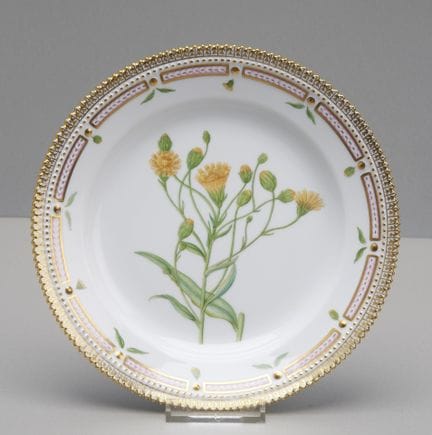 Royal Copenhagen, Flora Danica Plate, First Choice