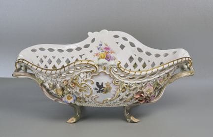 Jardinières grandes de Meissen con escudo y motivo