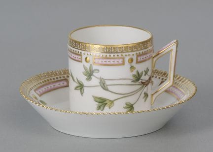 Royal Copenhagen, tazza Flora Danica, prima scelta