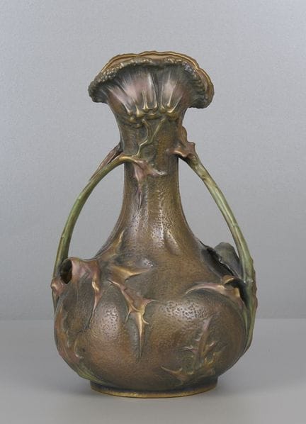 Vase Art nouveau de Bohême en forme de plante, sig