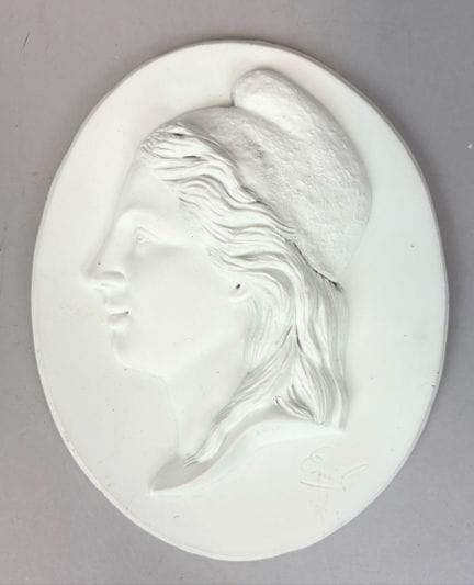埃米尔·罗加（Émile ROGAT，1799-1852）
侧面像的玛丽安娜
素烧瓷圆牌，右下角署名