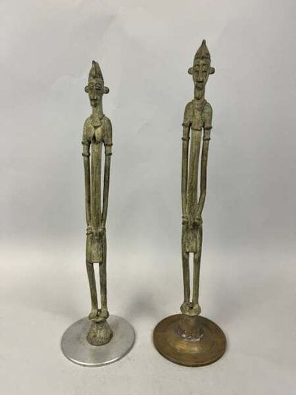 Dos estatuillas de bronce de estilo senufo
Produci