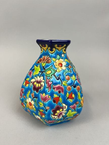 LONGWY 
Jarrón de loza con decoración de esmaltes 