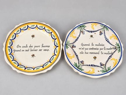 LOZA BRETONA 
Par de platos decorados
Diámetro: 24