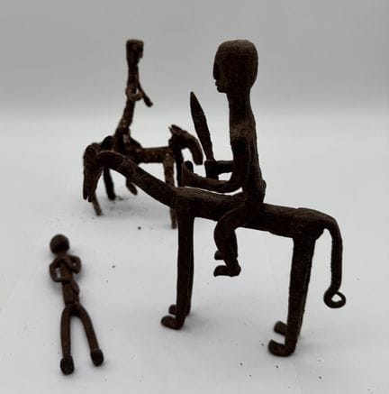 LOT DE 3 FIGURINES
Première moitié du XXe siècle. 