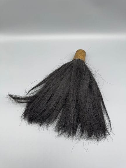 CHASSE-MOUCHE (?) - AFRIQUE
Objet possiblement des