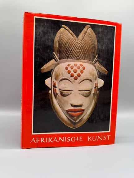African Art
Written by Johannes Nicolaisen and Jen