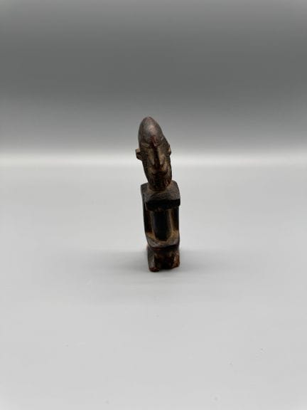 STATUETTE DOGON, MALI Bois patine sombre. Personna