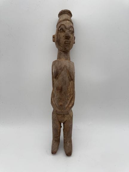 STATUE FEMININE - Nigeria - Chamba ?
Milieu du XXe