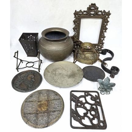 Large Group Lot of Old &  Antique Metal Items Incl