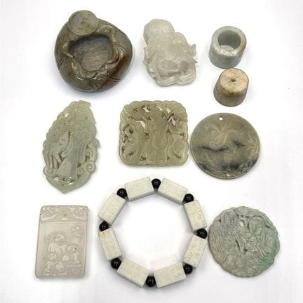 Chinese Lot of 10 Hardstone, Jade or Jadeite Items