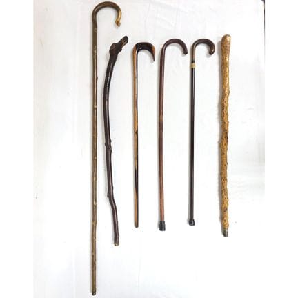 Lot of 6 Old Wood Canes. 
Condition: As Found. 
Di