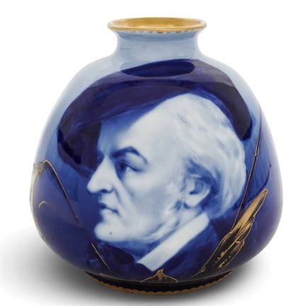 Antike österreichische Porzellanvase mit Porträt v